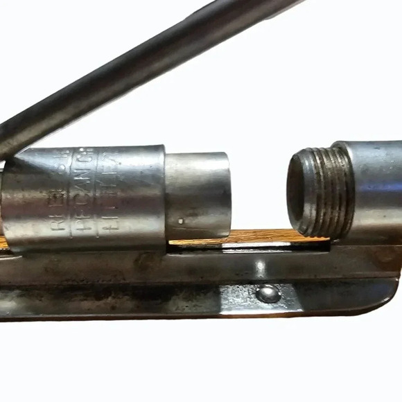 Old Reed's Nut Cracker Model-300 Original Box Made U.S.A 1950s Working Condition - Picture 8 of 16